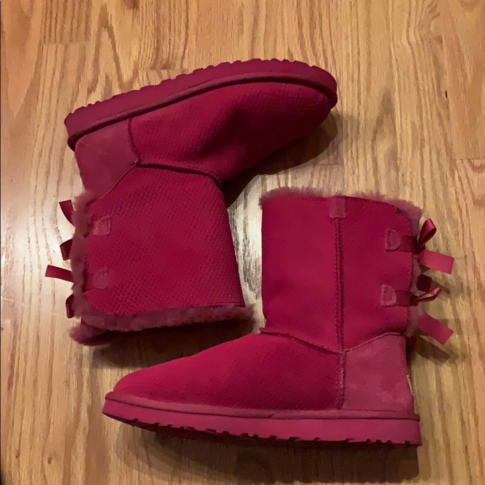UGG BOOTS